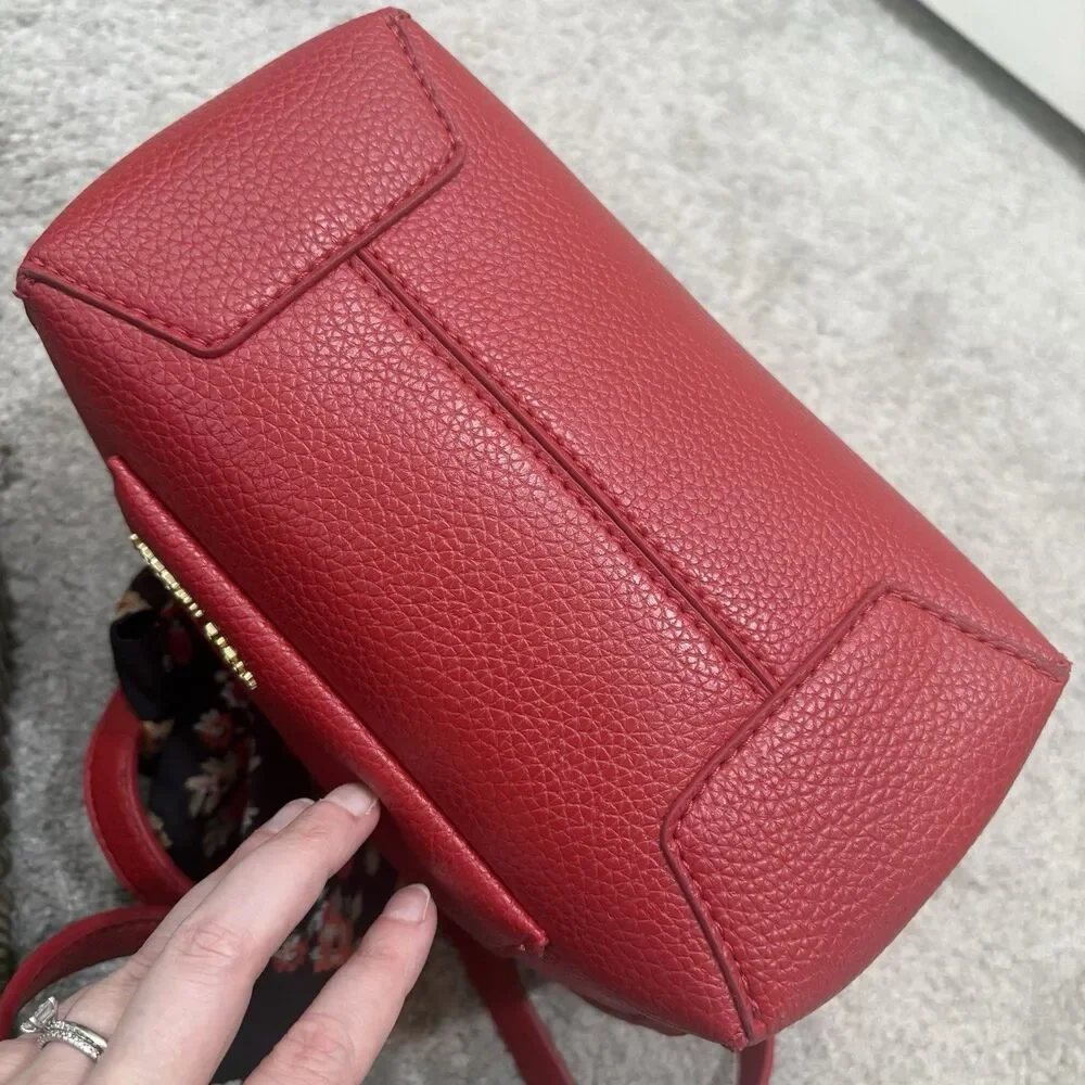 Steve Madden Red Small Crossbody Satchel Bkarta Tote With Scarf
